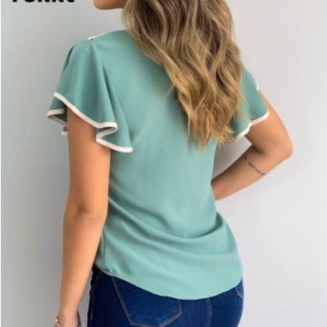 Blusa Feminina Lisa Com Detalhes de Manga Curta Fina Bevelie