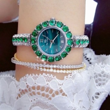 Relógios Verde Diamante Feminino Luxo Das Mulheres Único Estiloso Bevelie