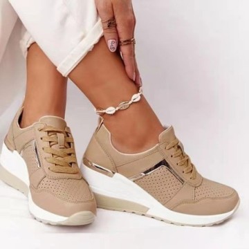 Tênis Feminino Via Marte Dourado com Estilo Streetwear Bevelie