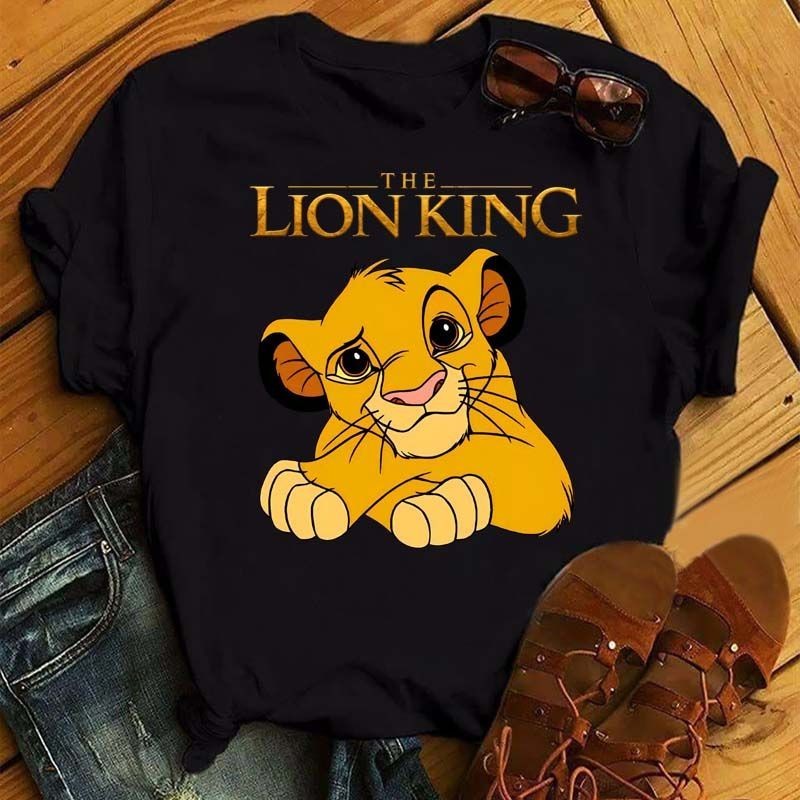 Camisa em Camiseta Com Estampa Rei Leão Feminina de Manga Curta